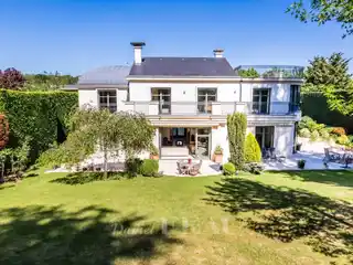 Beautifully Appointed Property on a Private Street