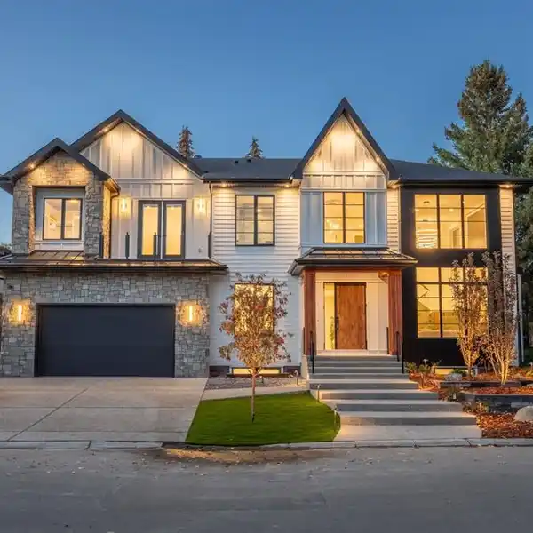 BRAND-NEW CUSTOM ESTATE HOME