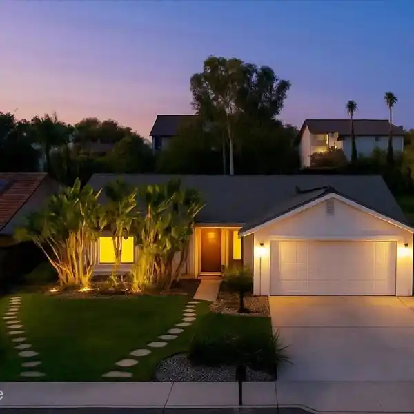 STUNNING SINGLE-LEVEL SANCTUARY