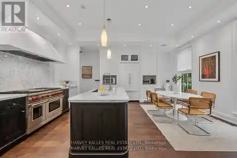 Bespoke Limestone Residence