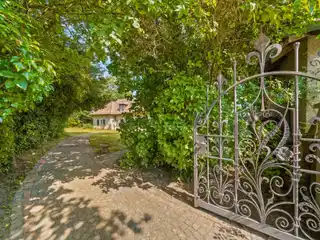 Superb Property Nestled in Sought After Neighborhood
