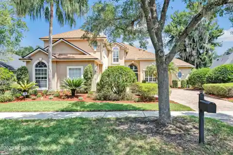Beautifully Appointed Lakefront Estate