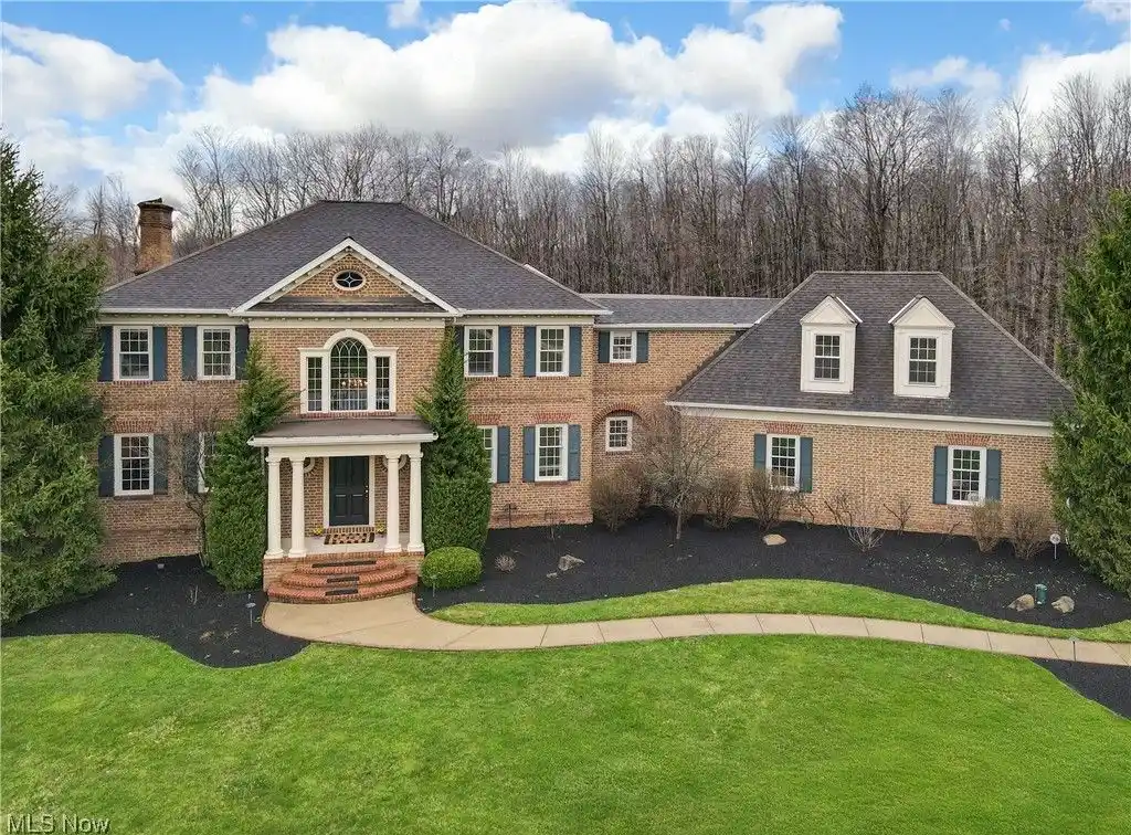 Custom Masterpiece on 4.8 Acres
