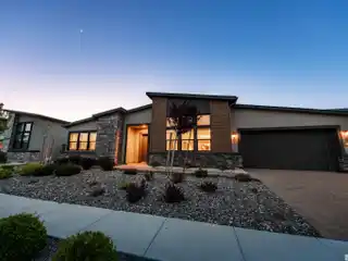 Exceptionally Elegant and Comfortable Home in Reno
