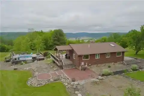 Picturesque Country Living on 77 Acres