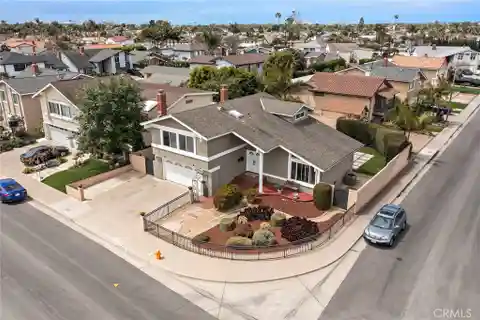Beautifully Designed Executive Home