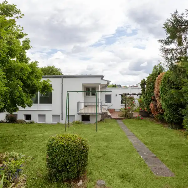 WONDERFUL MODERNIZED BUNGALOW