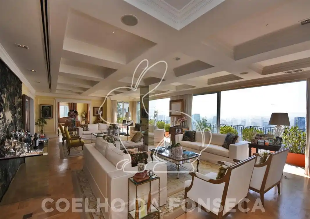 Splendid Triplex Penthouse