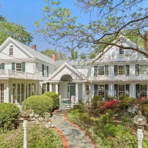 EXCEPTIONAL VICTORIAN HOME