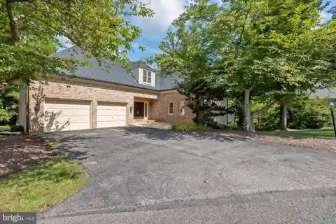 Charming Move-In-Ready Colonial Home