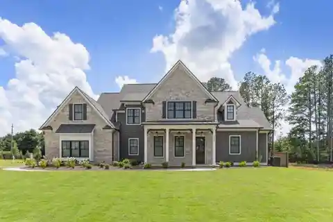 Move-In Ready Home in Lassiter Cove