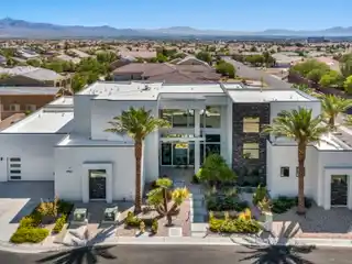 Modern Elegance in Las Vegas