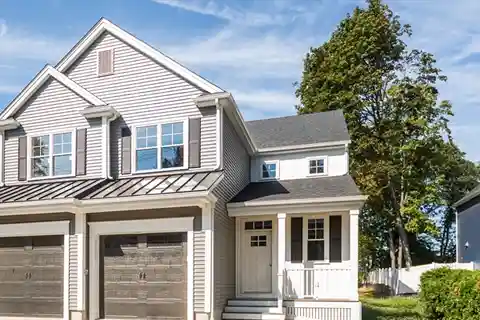 Modern Comfort Meets Prime Location