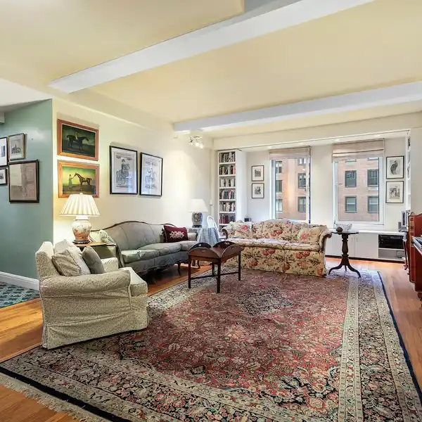 CLASSIC EMERY ROTH GEM