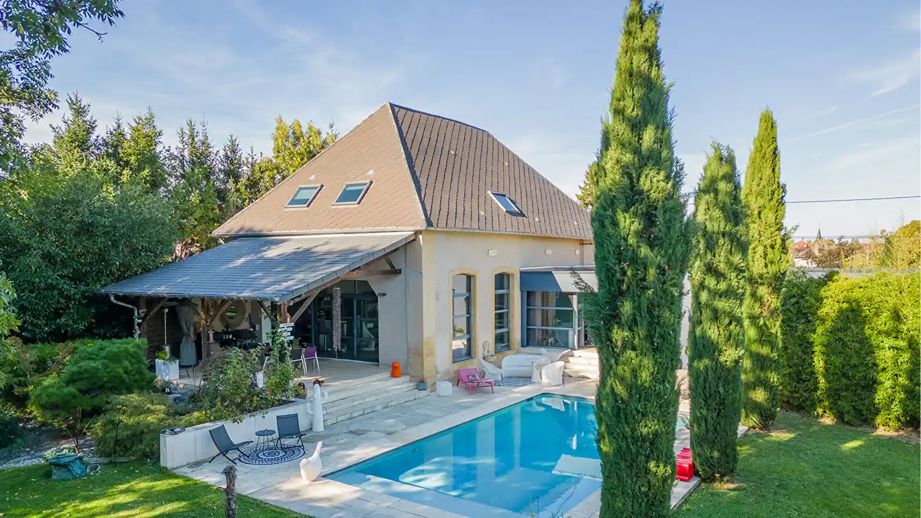 Character and Modernity on 31 Acres