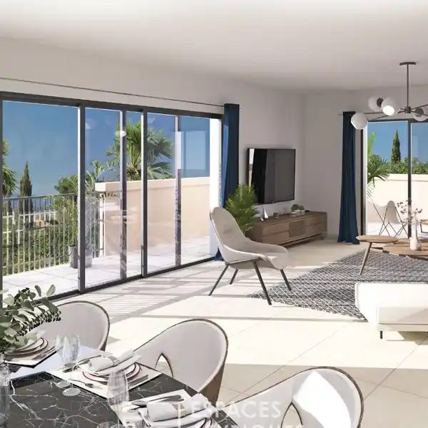 TOP-FLOOR HOME WITH MAGNIFICENT ROOFTOP TERRACE