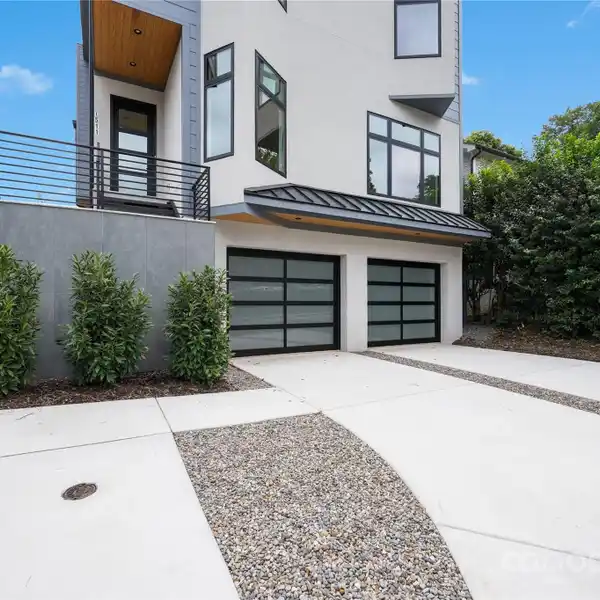 BRAND-NEW MODERN FOUR-STORY TOWNHOME