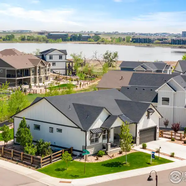 IMMACULATE MOVE-IN READY RANCH STYLE HOME