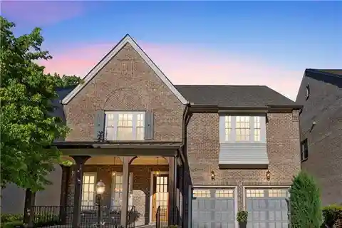 Architectural Masterpiece That Epitomizes Modern Elegance