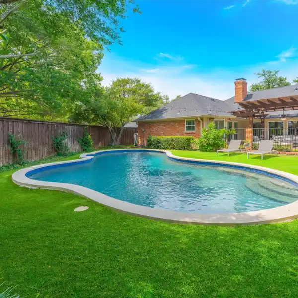 TIMELESS ELEGANCE WITH MODERN LUXURY