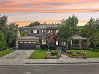 Rare Southern Oaks Manor