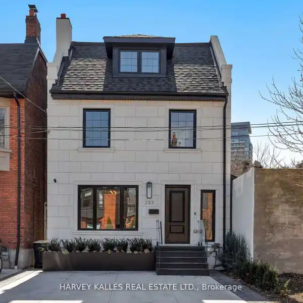 RENOVATED RESIDENCE IN THE REPUBLIC OF RATHNELLY
