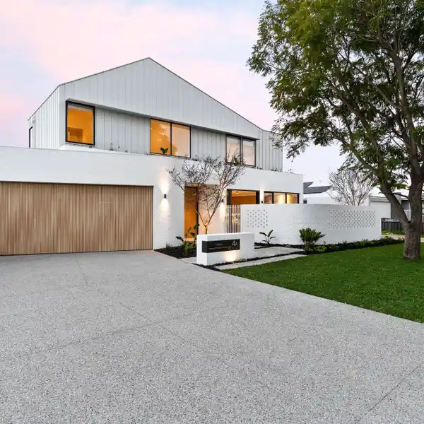 ARCHITECTURAL BRILLIANCE MEETS EVERYDAY LUXURY