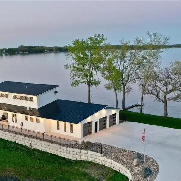 CUSTOM-BUILT COASTAL-MODERN