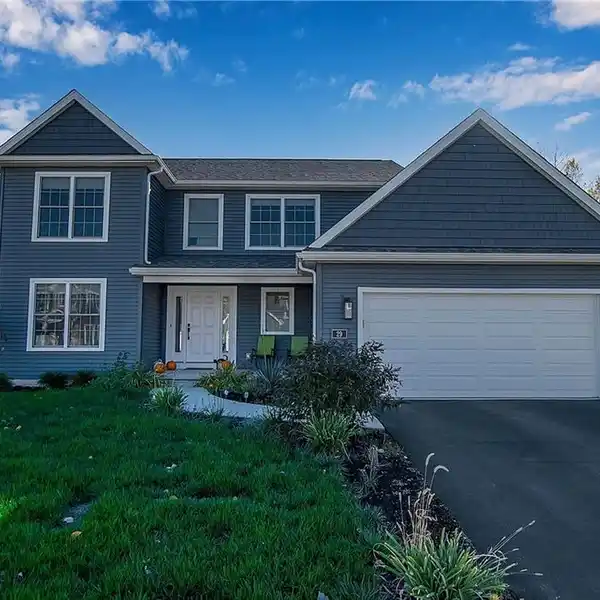 EXCEPTIONAL MODERN ELEGANCE WITH GOURMET KITCHEN