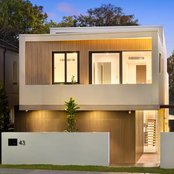 DESIGNER SOPHISTICATION WITH RELAXED ENTERTAINING