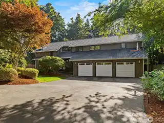 Elegant Estate Retreat with Expansive Private Grounds