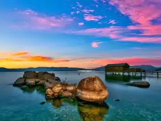 Amazing Rubicon Lakefront