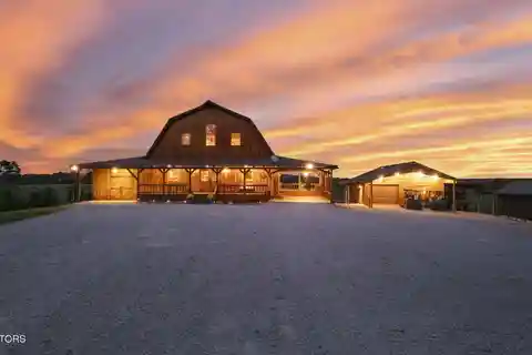 Remarkable 209-Acre Equestrian Paradise