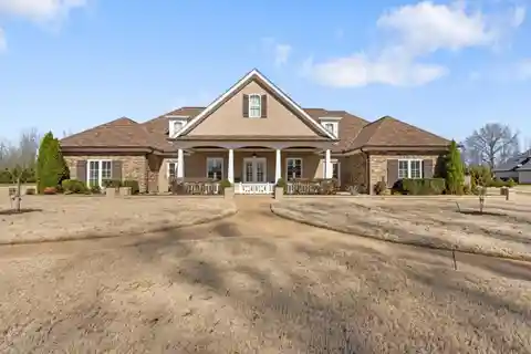 Custom Single-Story Stunner on 3.5 Acres