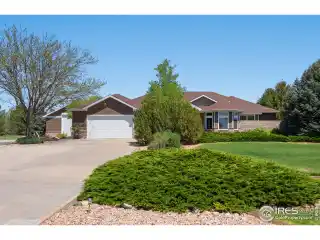 Charming Property in North Shores at Windsor