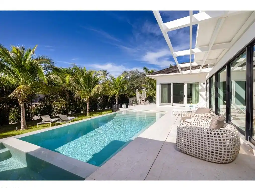 Exceptional Residence in Exclusive Sabre Cay