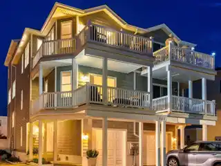 Beachside Bliss with Panoramic Ocean Vistas