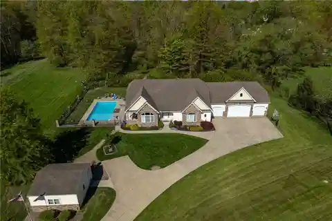 Beautiful Blend of Elegance and Comfort