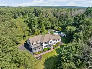 Luxury Living in Norwell!