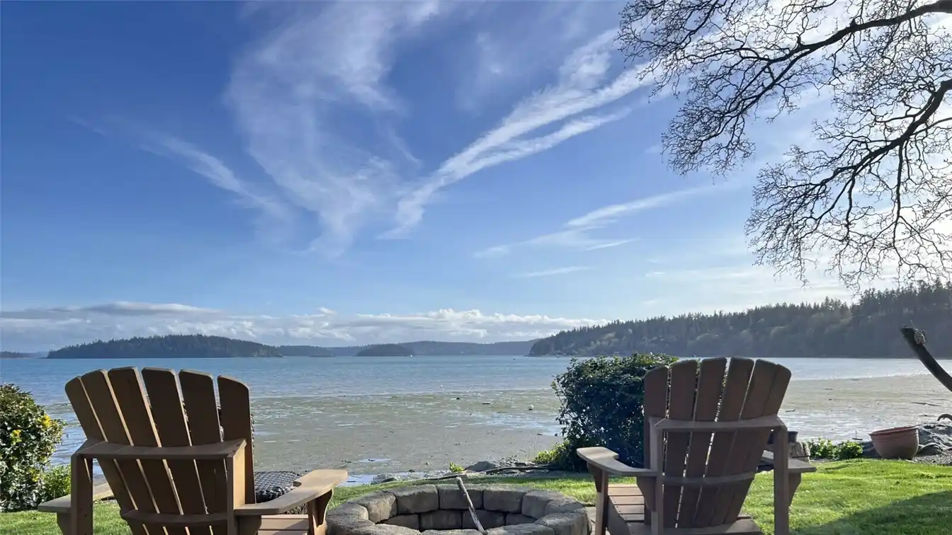 Architect Designed Dream House on the Water