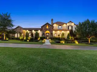 Rare Jewel in the Heart of Westlake