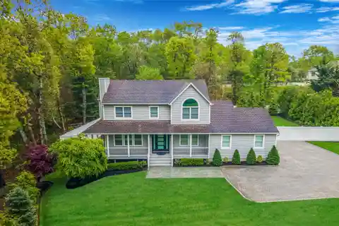 Beautiful Renovated Home in a Convenient Location