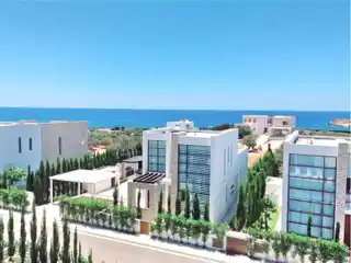Stunning Villa in the Prestigious Cap St. George