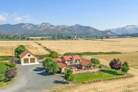 Nearly 80 Acres with Two Homes in Applegate Valley