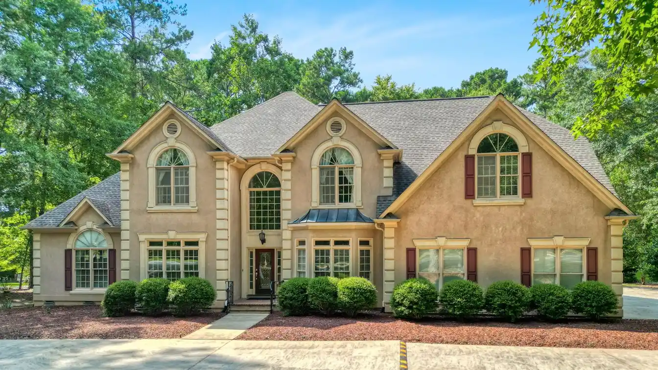 Exquisite Estate in the Prestigious Carolina Country Club