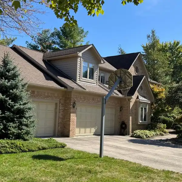 CORNER-LOT CLASSIC WITH VERSATILE LIVING SPACES