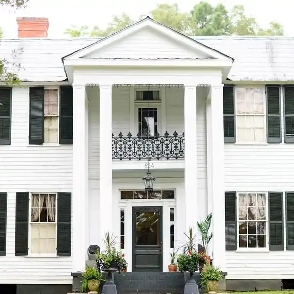 THE HISTORIC 1836 PURSER-BRUNT HOME