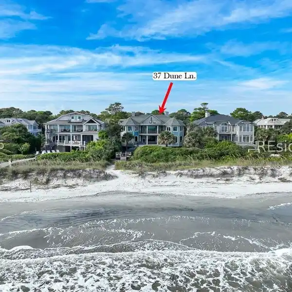 OCEANFRONT ESTATE ALONG THE NORTH FOREST BEACH SHORELINE