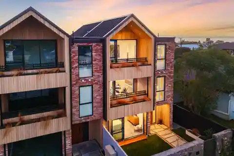 Spacious Architect-Designed Home with Smart Tech