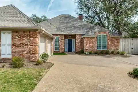Beautiful Home on a Tranquil Cul-de-sac